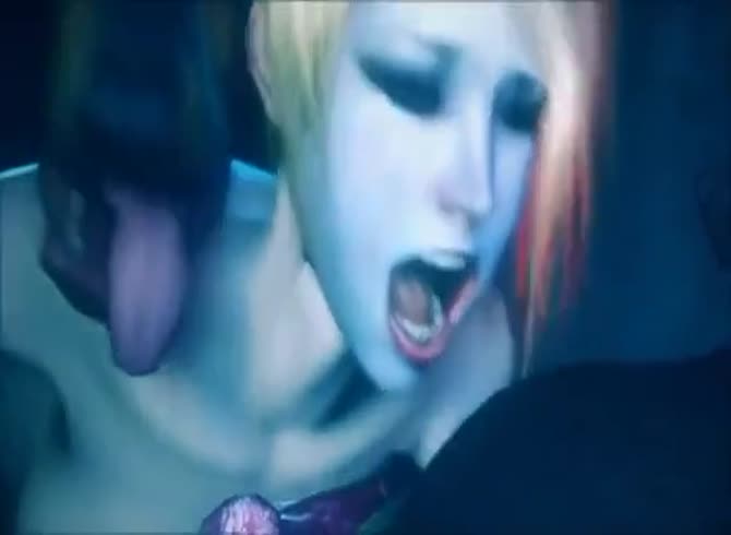 Video :Animal orgasm inside the pussy of a hot blonde